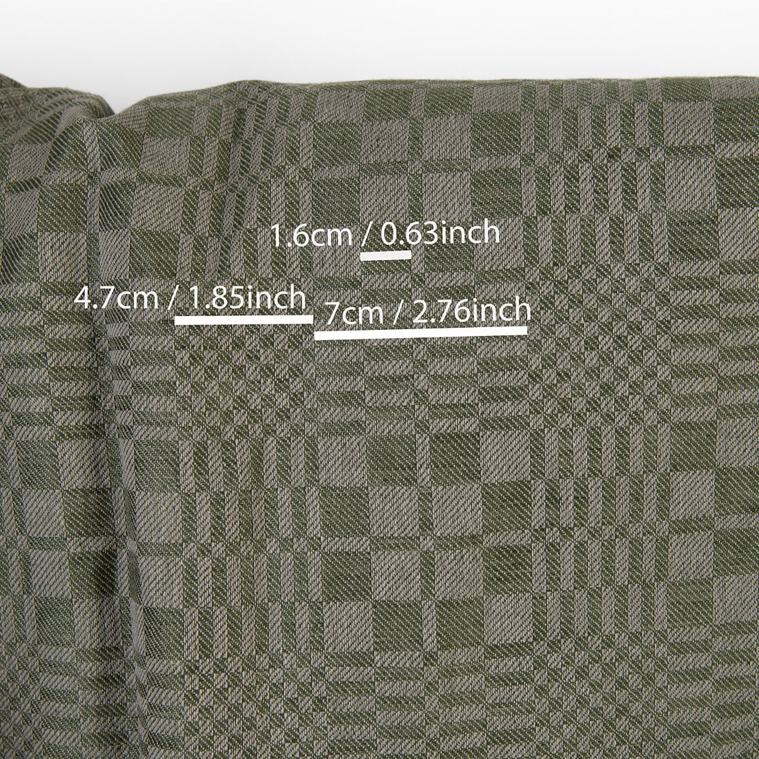 Tissu de lin et de coton à carreaux verts et beiges en sergé 3 Tissu de lin et de coton à carreaux verts et beiges en sergé – Image 3