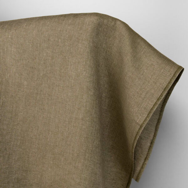 Tissu de lin rayé brun mousse