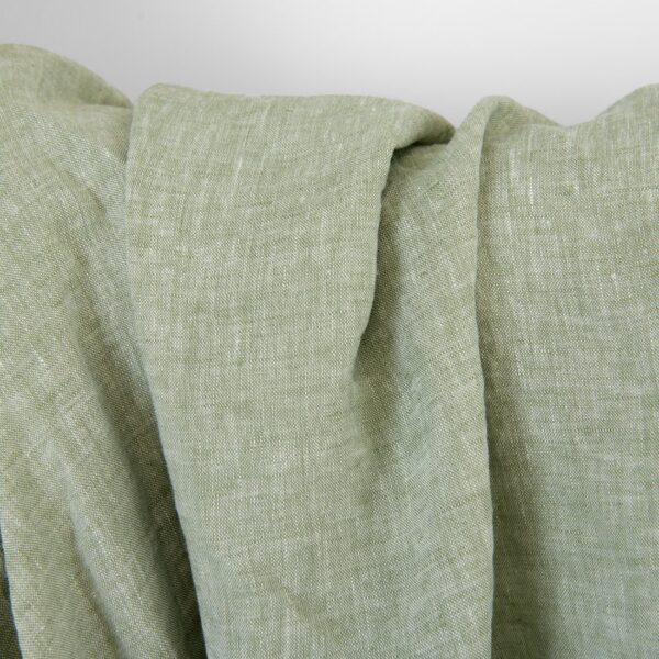 Tissu de lin vert sauge pâle, lavé – Image 3