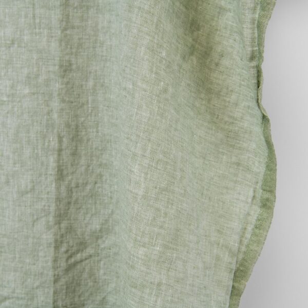 Tissu de lin vert sauge pâle, lavé – Image 4