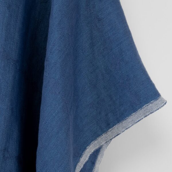 Tissu de lin bleu grisâtre à losanges subtils, lavé – Image 4