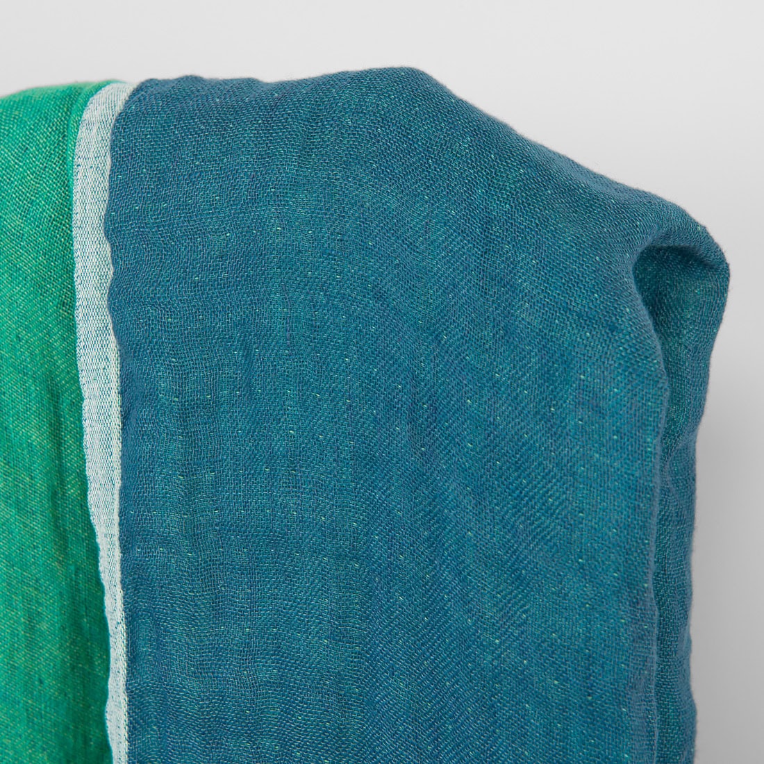 Tissu de lin double face bleu et vert froid, lavé 3 Tissu de lin double face bleu et vert froid, lavé – Image 3