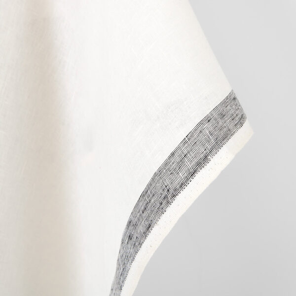 Tissu en lin blanc cassé à rayures noires – Image 2
