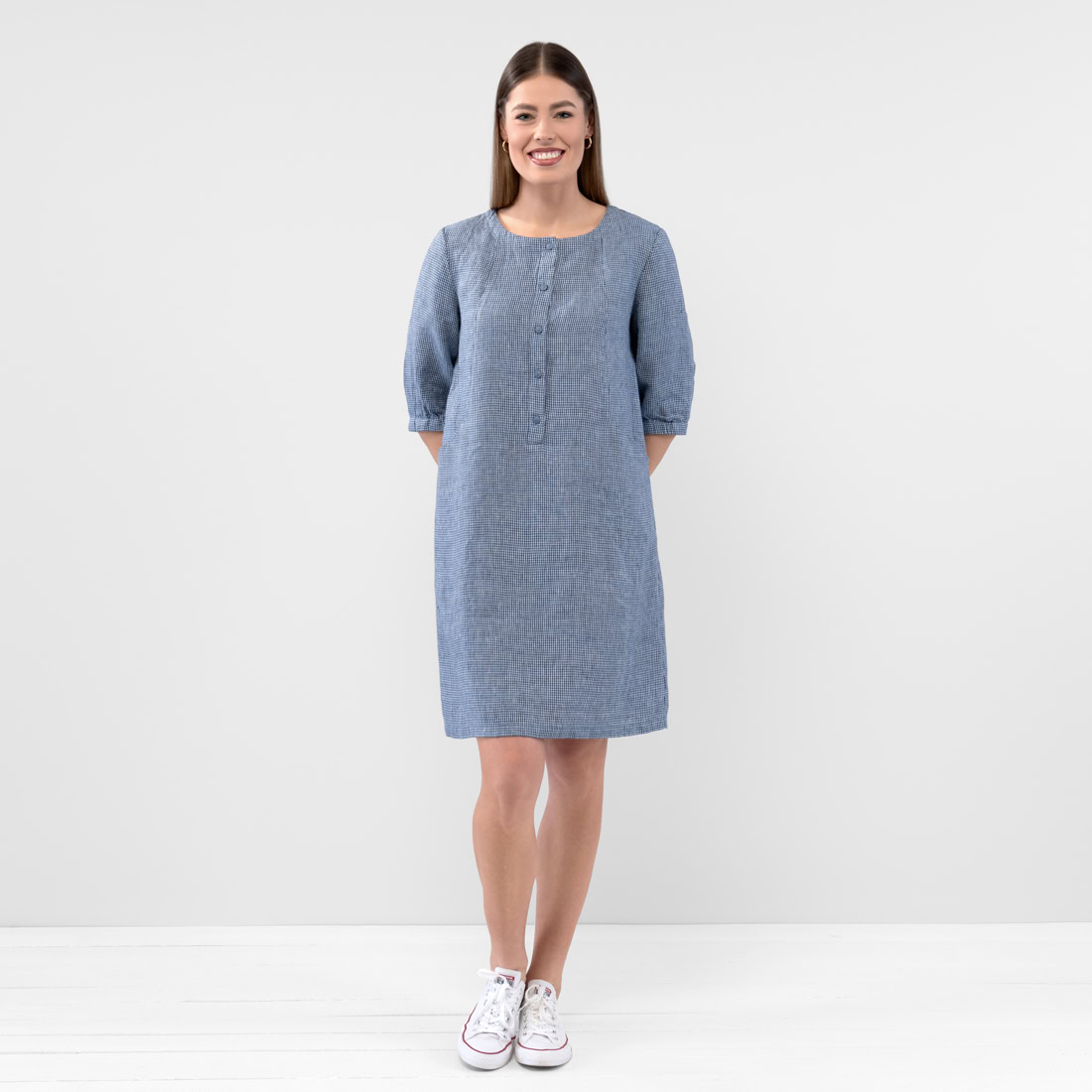 AVA Robe bleu blanc 5 AVA Robe bleu blanc – Image 5