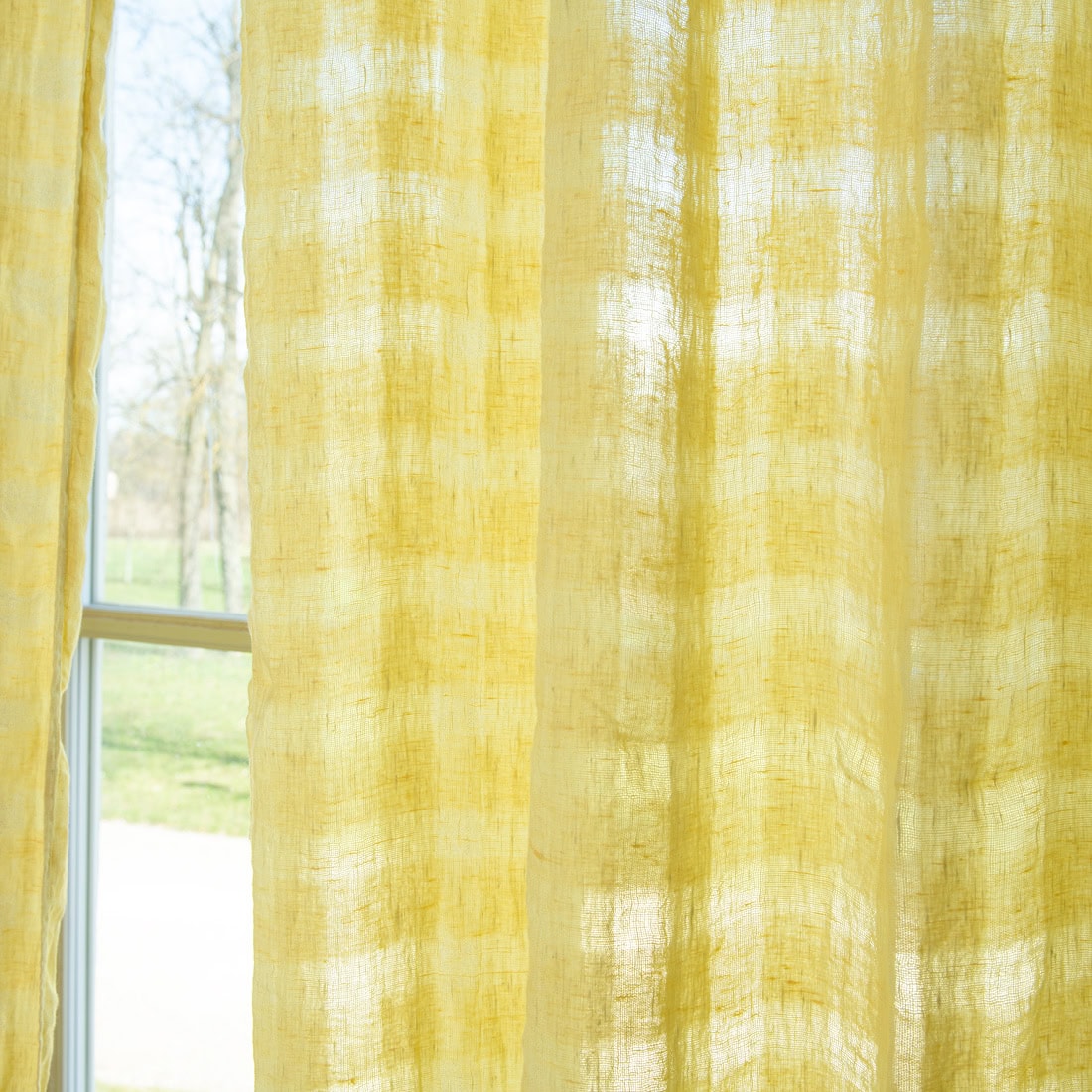 KORI Rideau jaune 3 KORI Curtain yellow, with see through checks