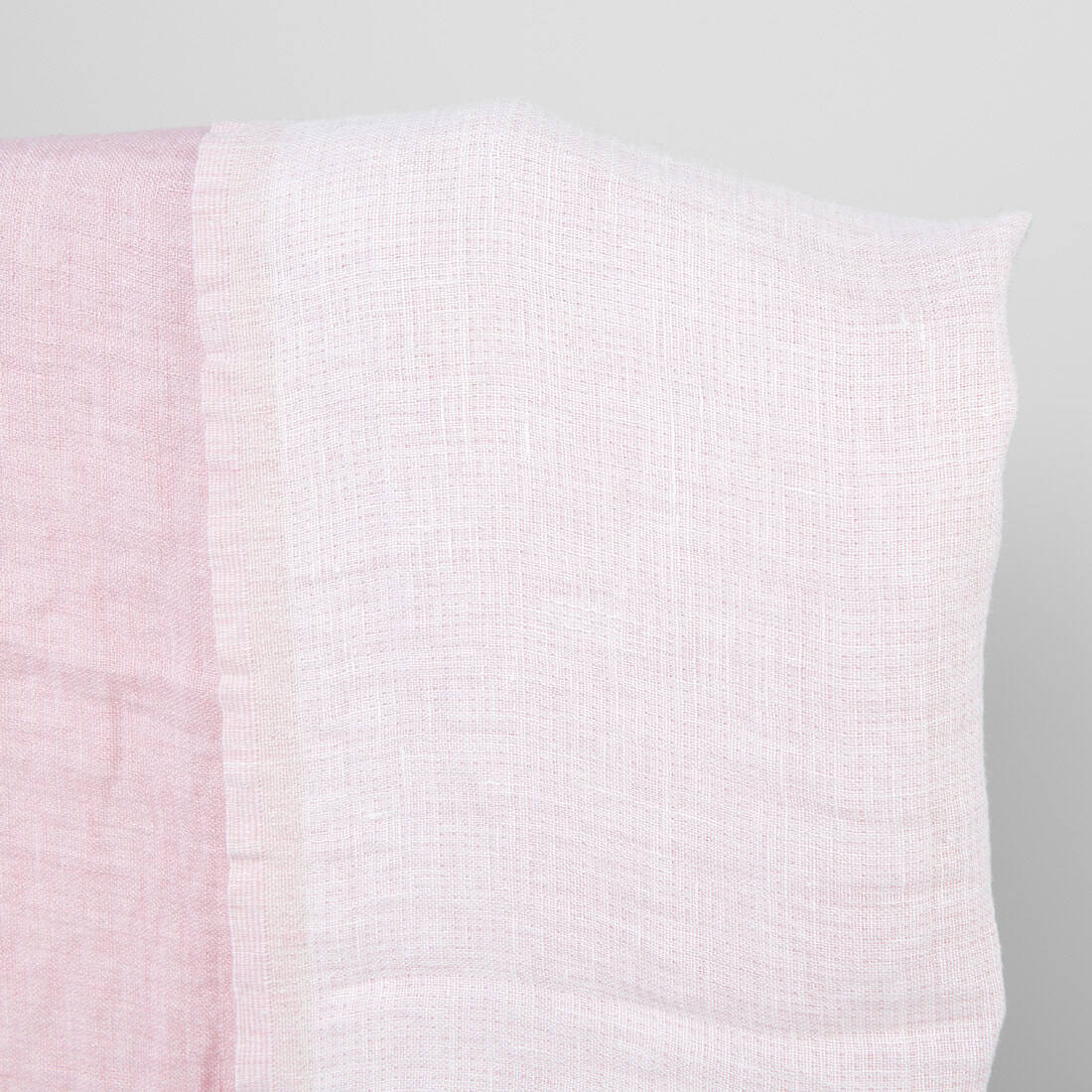 Tissu de lin double couche lavé rose 2 Light pink washed linen fabric, double sided