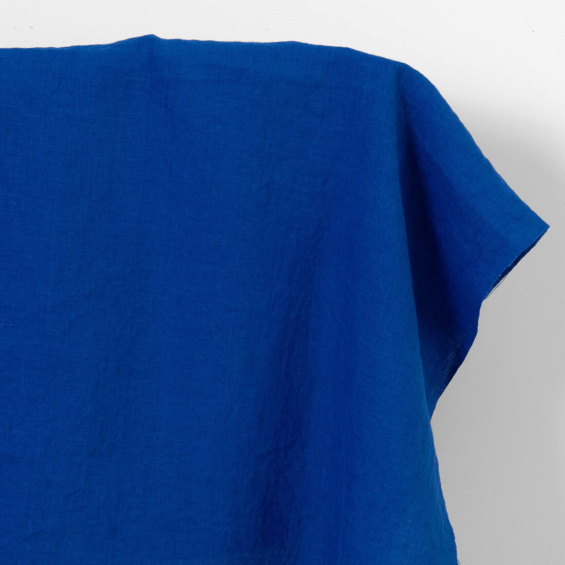 Linen fabric plain vibrant royal blue, washed