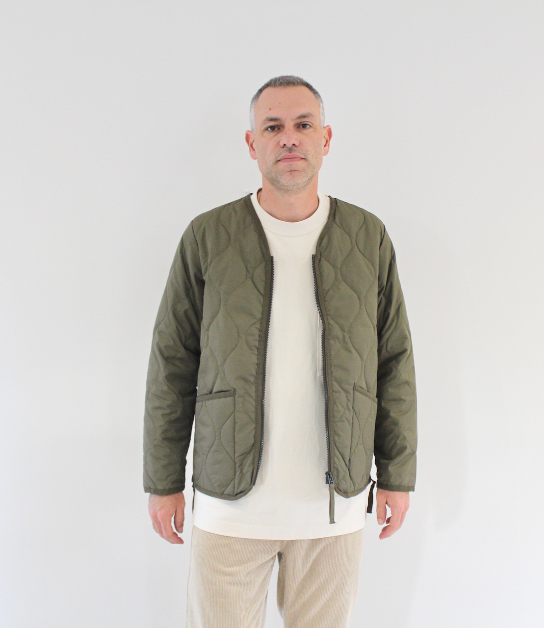Taion Military Zip V-Neck Jacket Olive