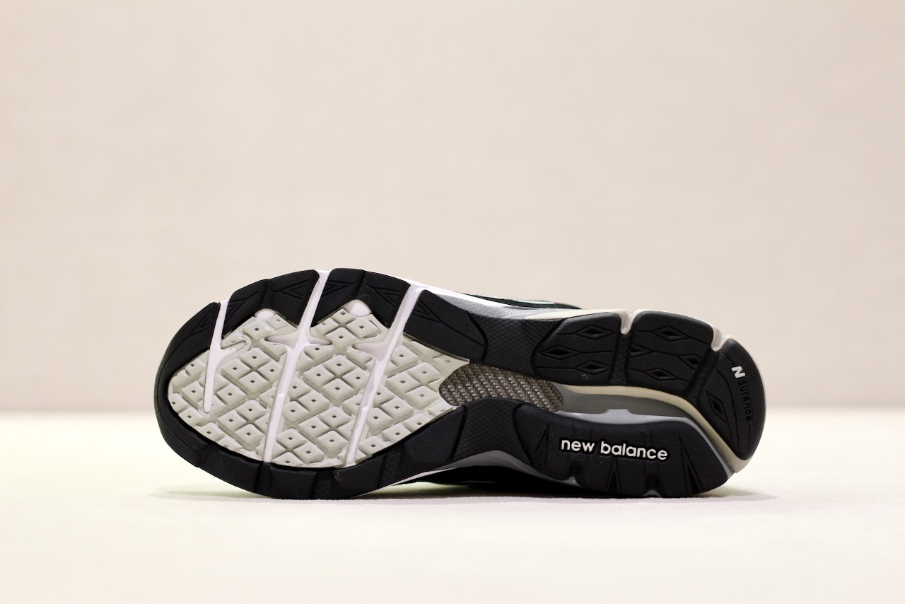 New Balance M 990 BS3 Black Silver