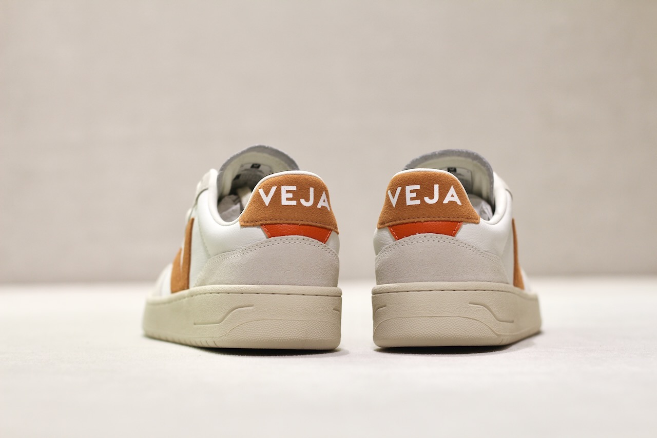 Veja V 90 O.T Leather Extra White Umber
