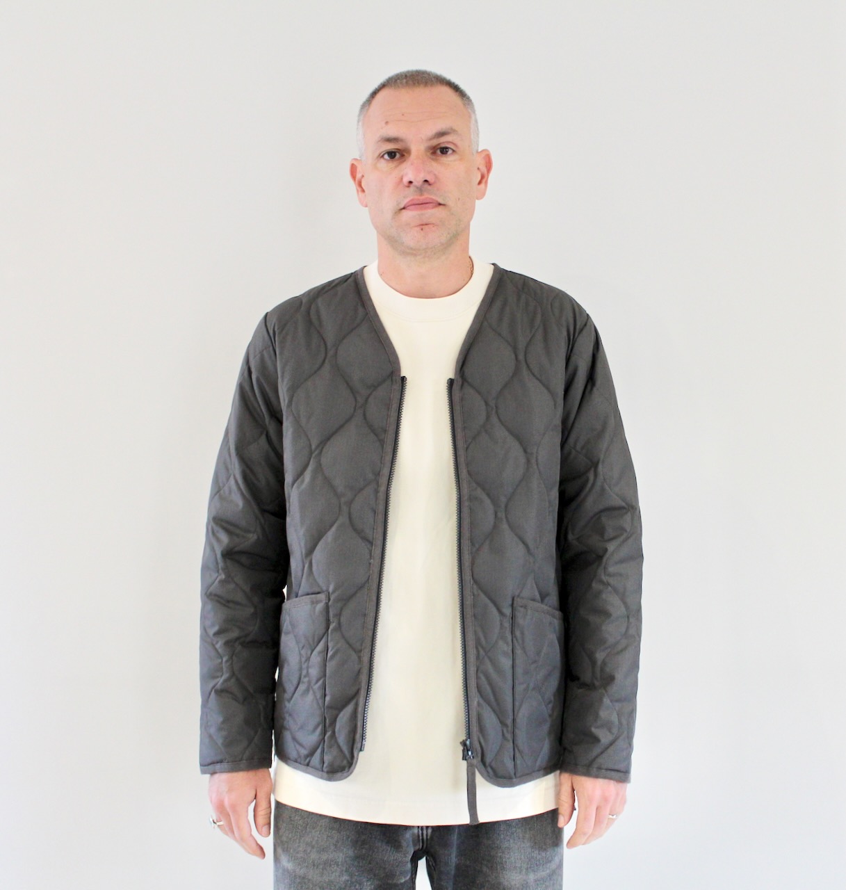 Taion Military Zip V Neck Charcoal