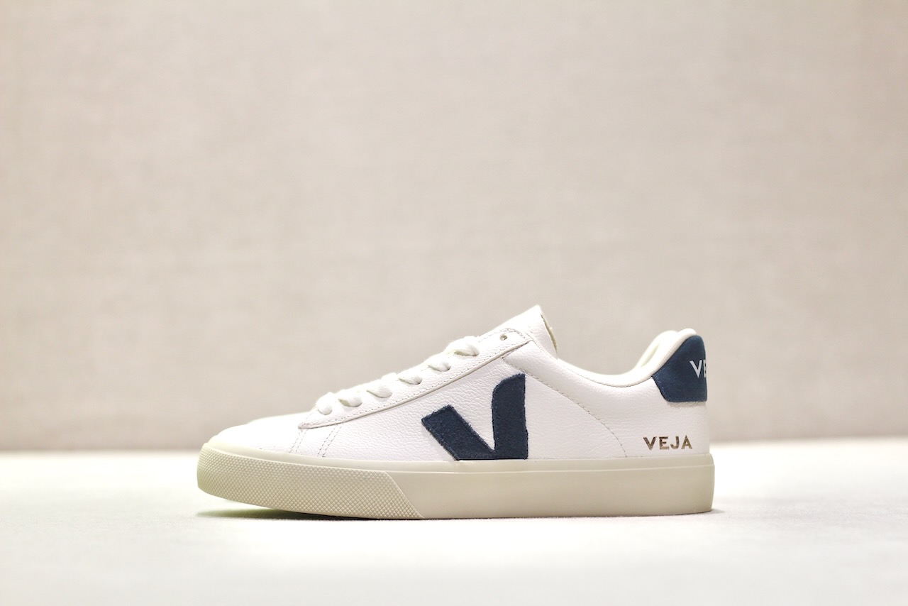 Veja Campo Chrome Free Extra White California
