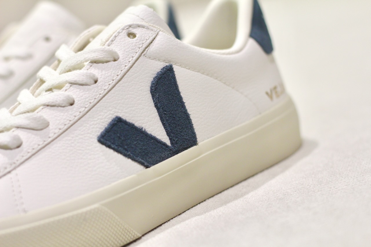 Veja Campo Chrome Free Extra White California
