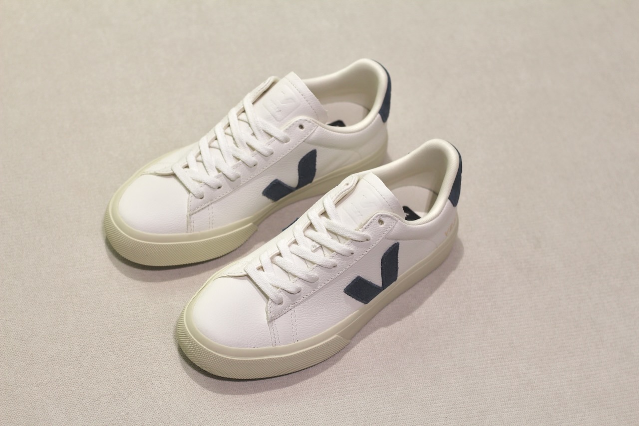 Veja Campo Chrome Free Extra White California