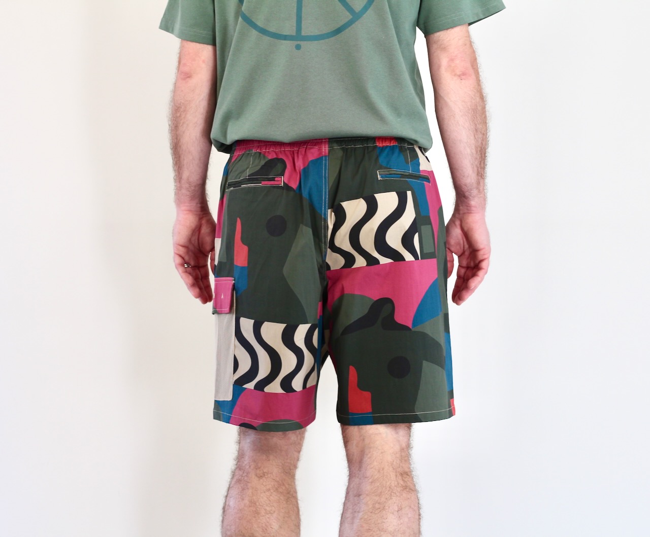 By Parra Distorted Camo Shorts Pink