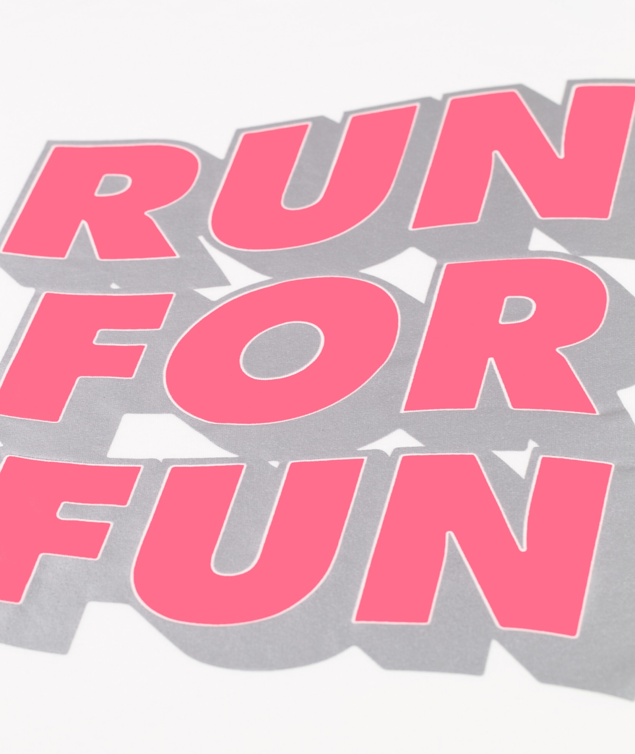 Peaufine X Bisous Wood Tee Run For Fun Offwhite