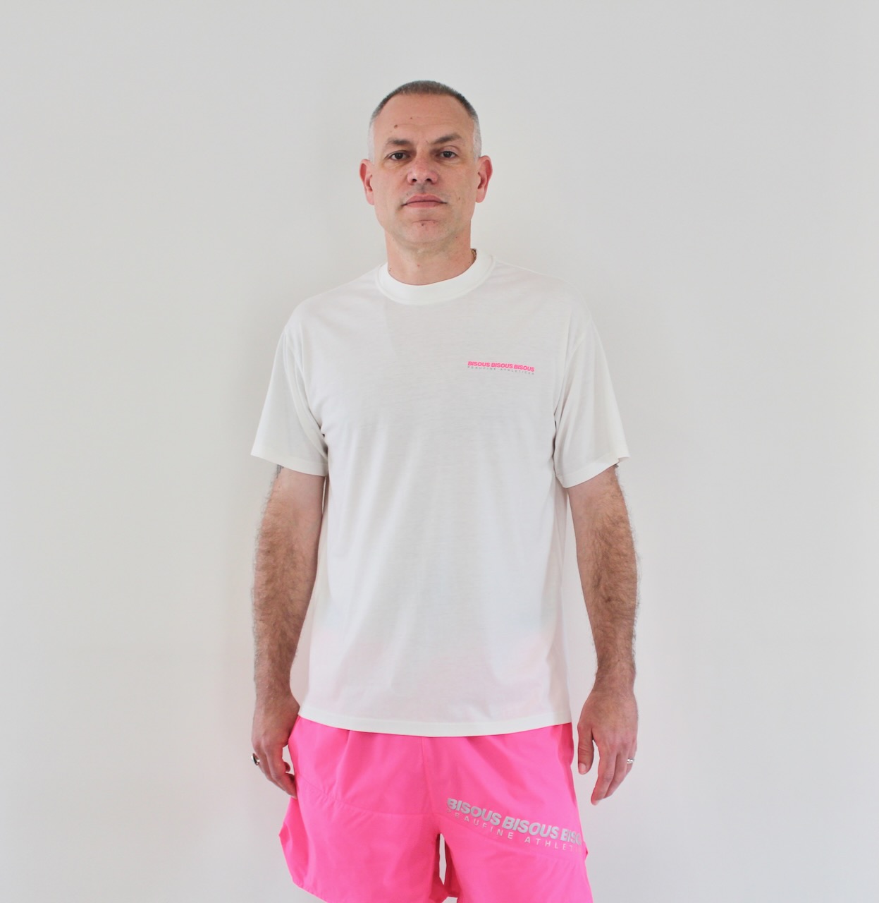 Peaufine X Bisous Wood Tee Run For Fun Offwhite