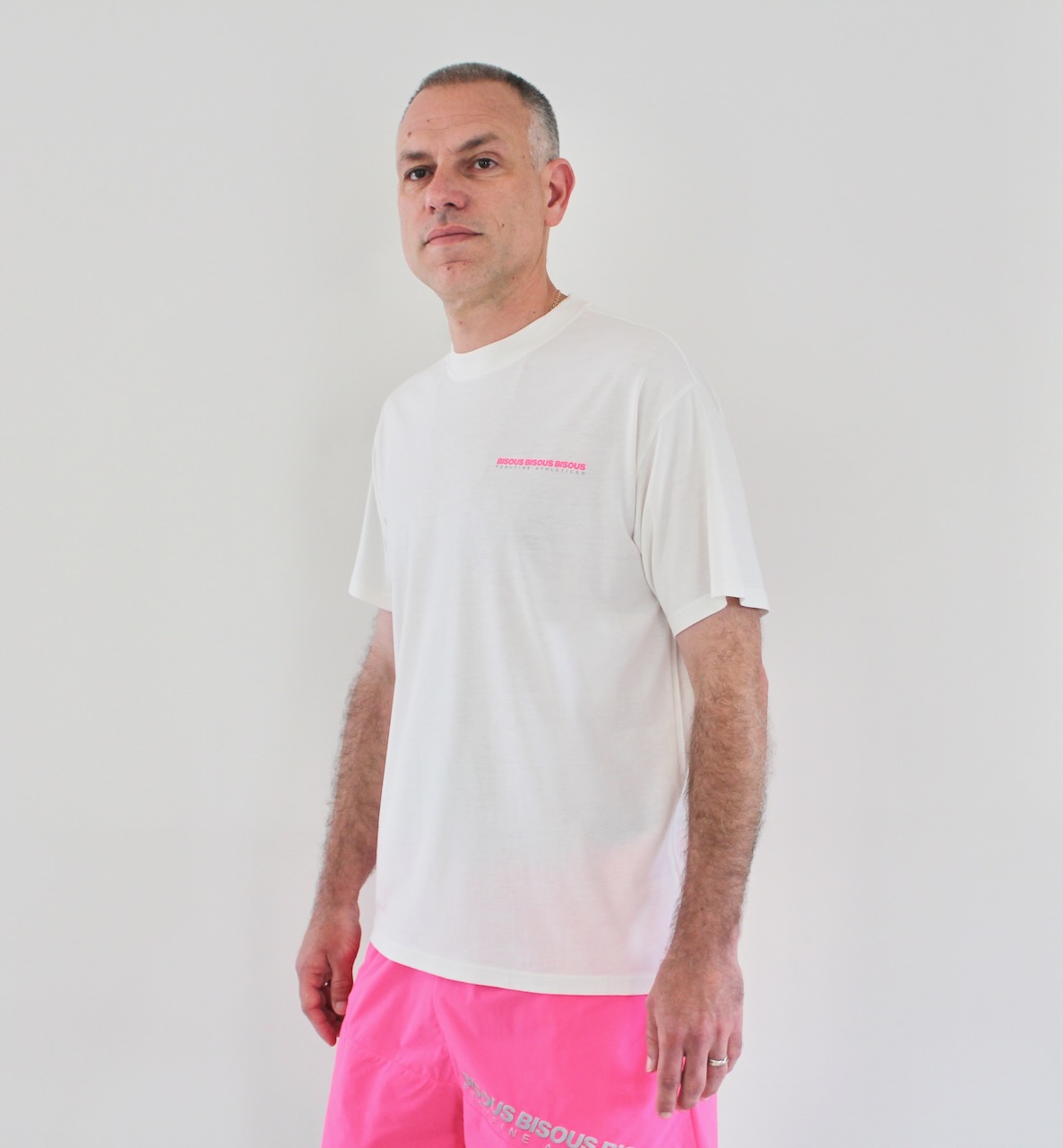 Peaufine X Bisous Wood Tee Run For Fun Offwhite