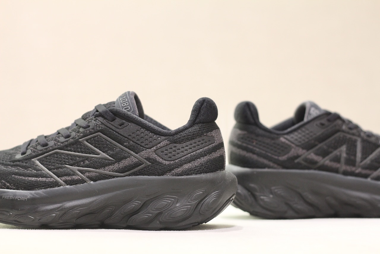 New Balance U1080 Q13 Black Magnet