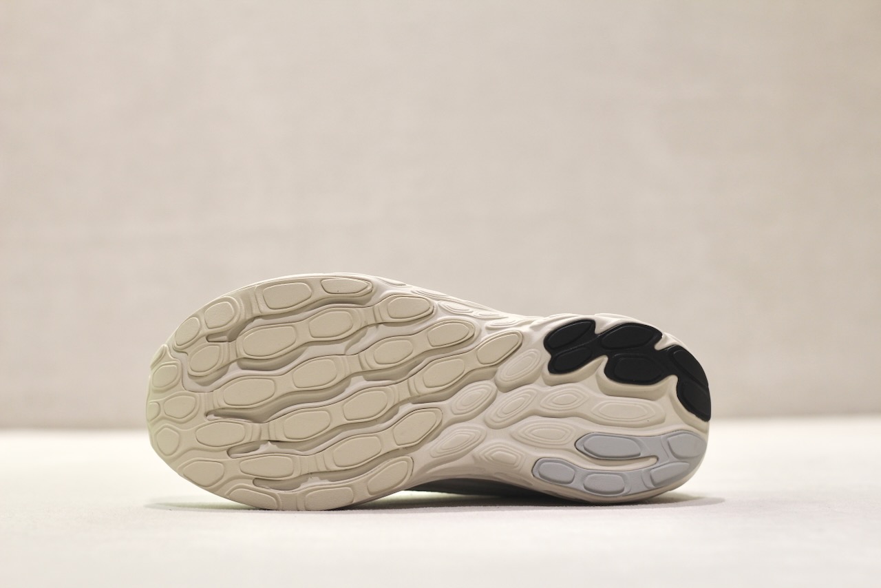 New Balance U1080 R13 White Timberwolf