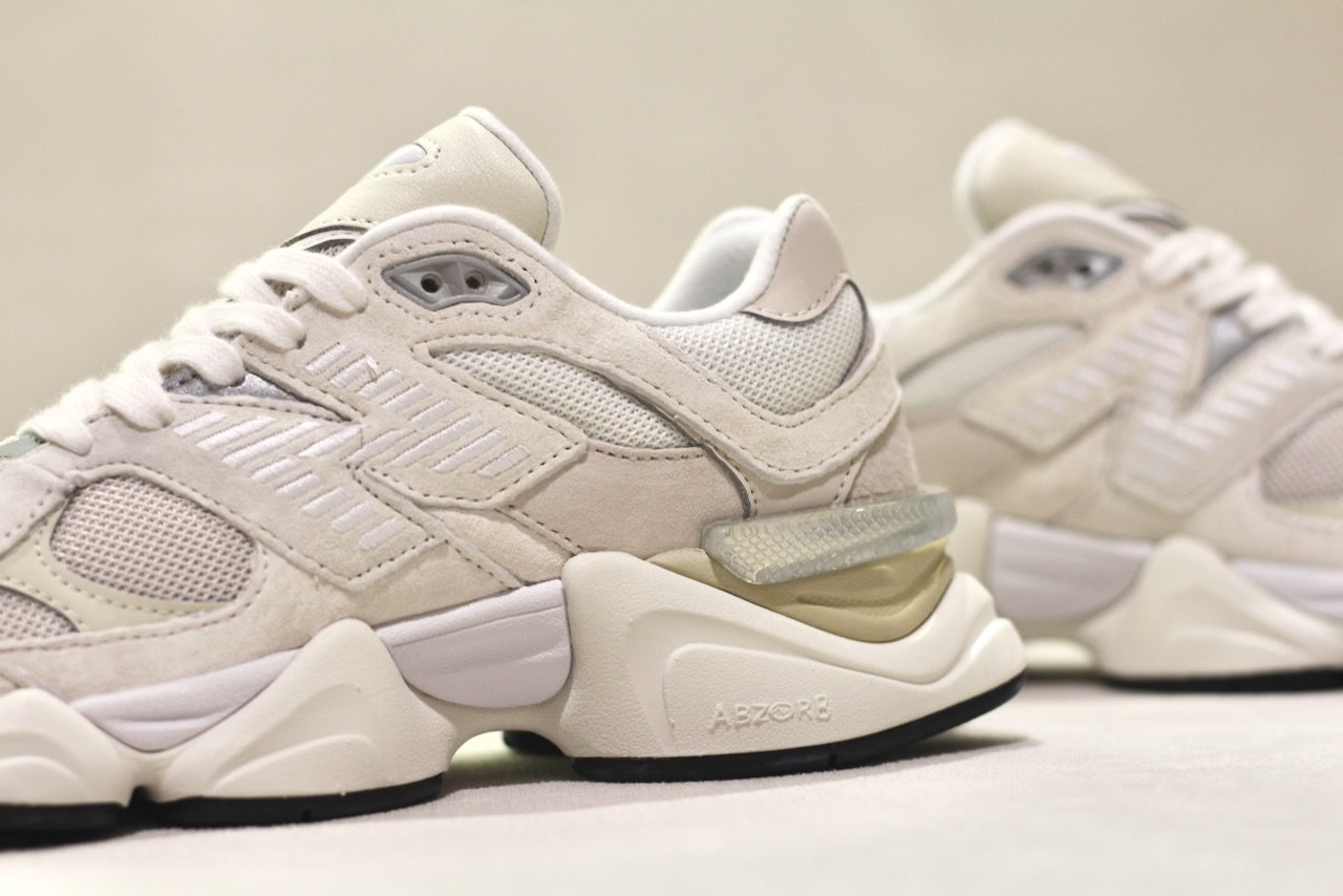 New Balance U9060 WHT Sea Salt MoonBeam