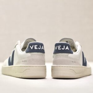 Veja 90 O.T Leather Extra White California