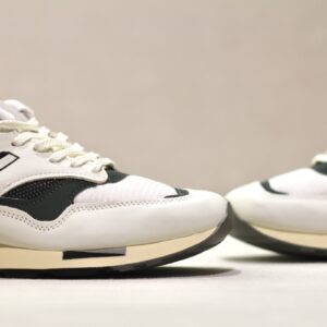 New Balance U 1500 WHG Antique White Cilantro