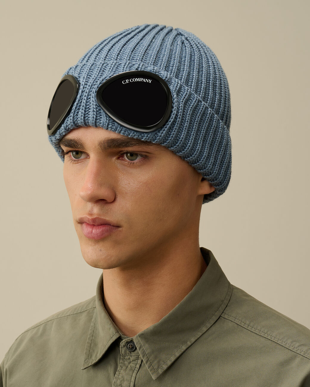 CP Company Goggle Beanie extra fine merino wool Flintstone