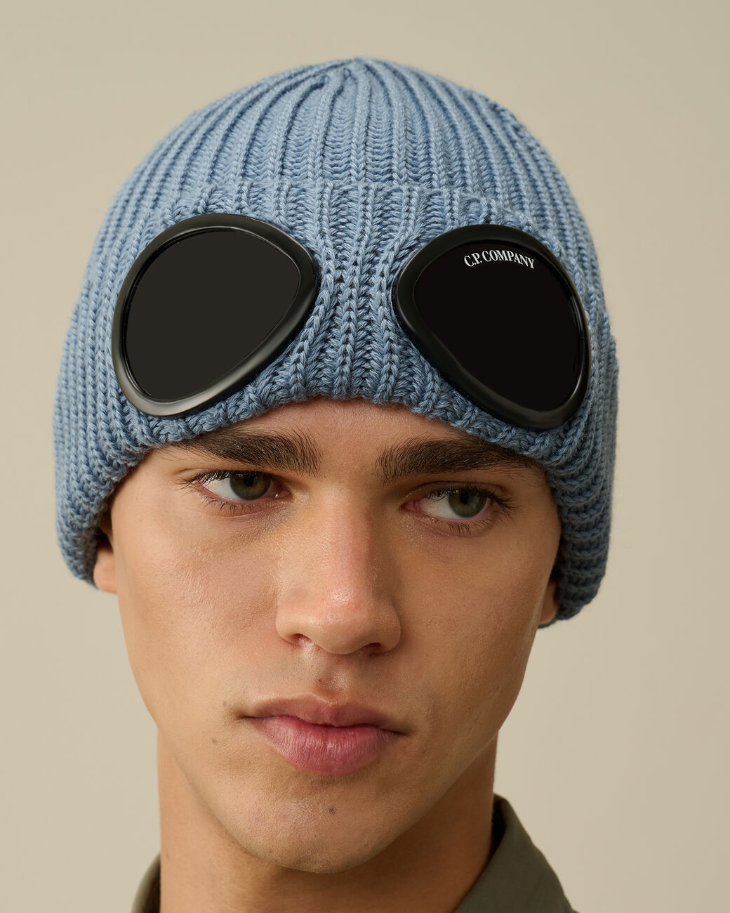 CP Company Goggle Beanie extra fine merino wool Flintstone