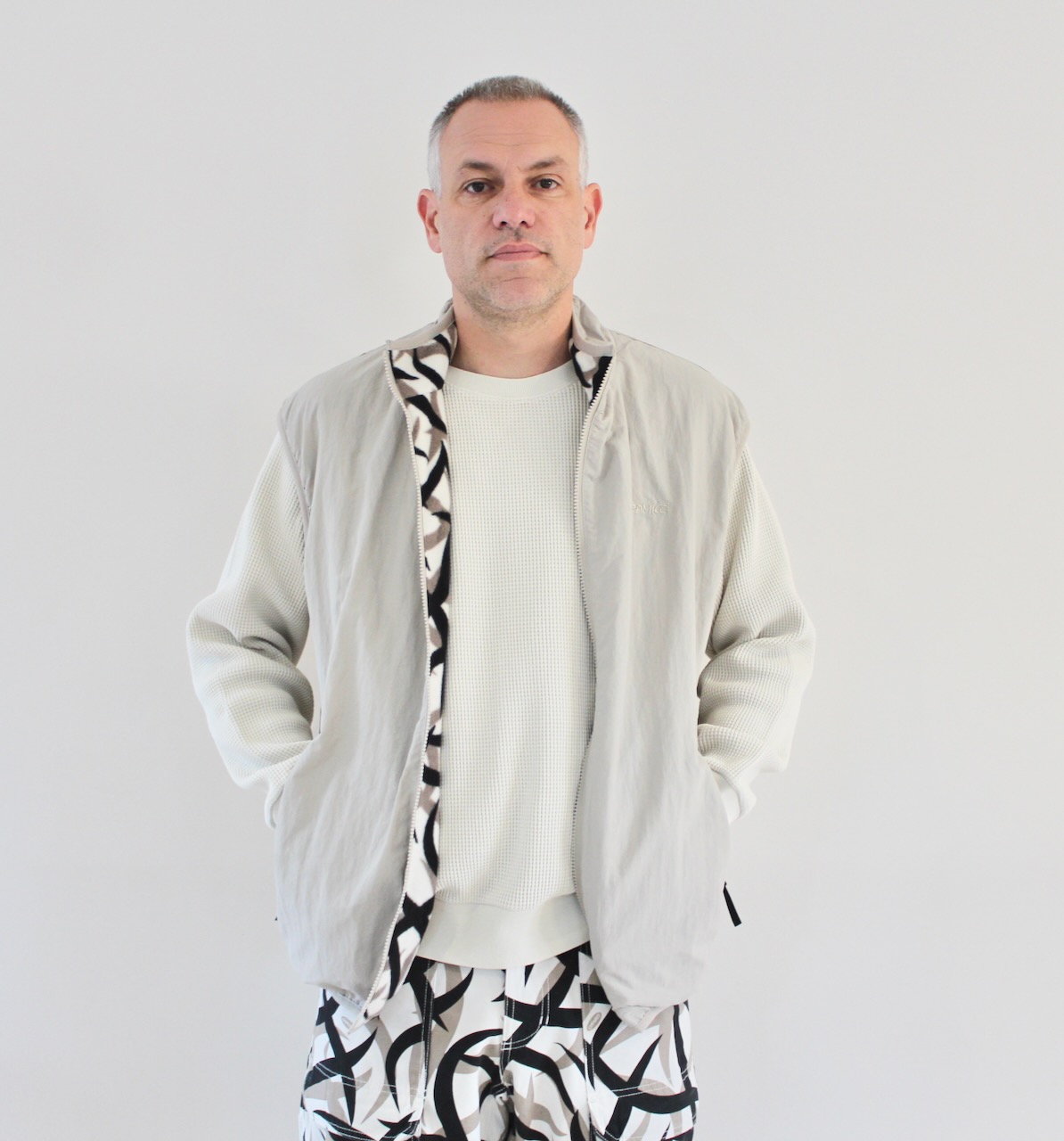 Gramicci Reversible Fleece Vest Tribal Snow