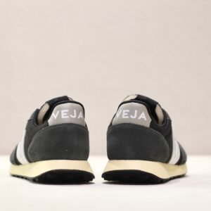 Veja Rio Branco II Alvéomesh Black White