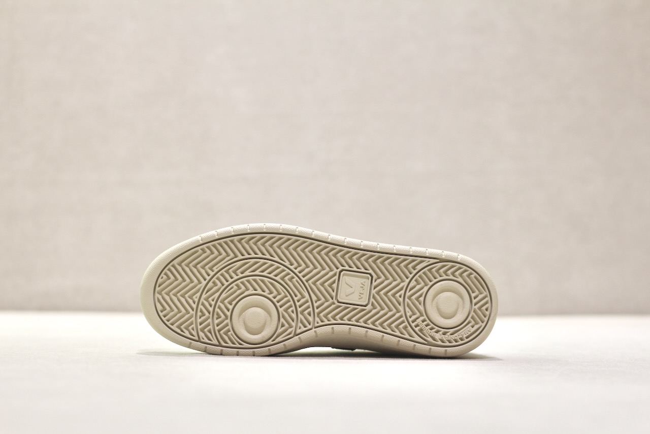 Veja V90 B-Mesh White Kaki