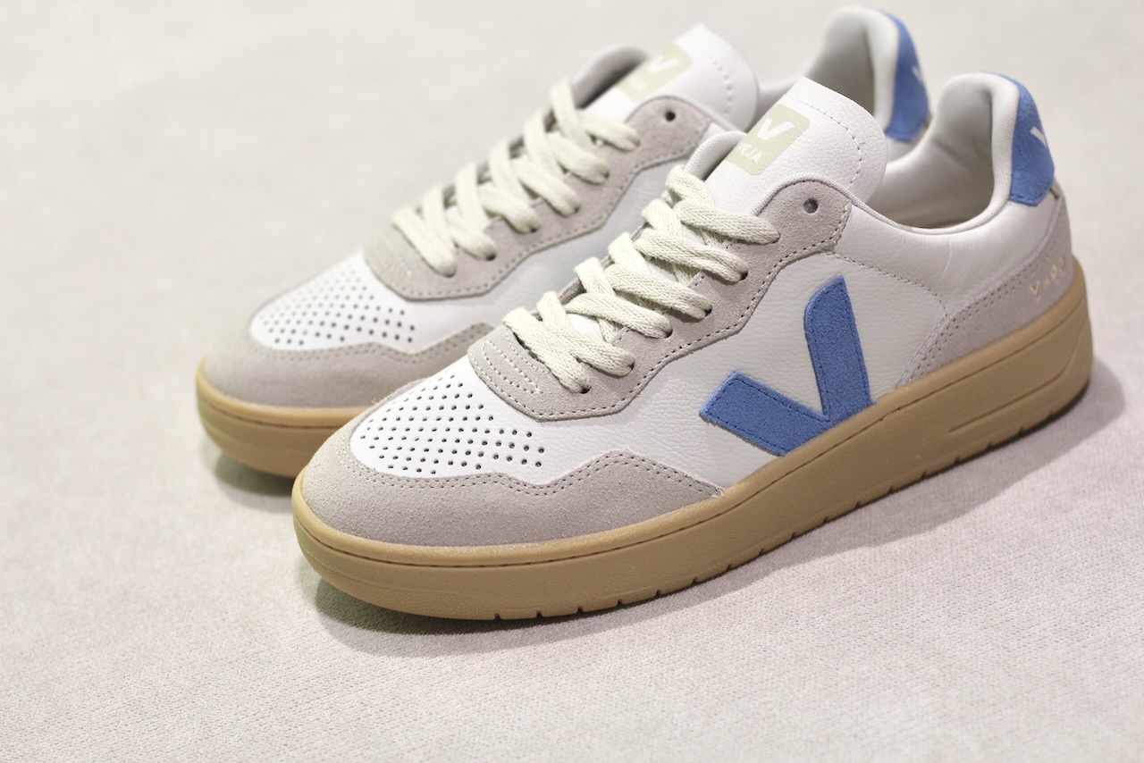 Veja V90 O.T Extra-white Aqua Natural
