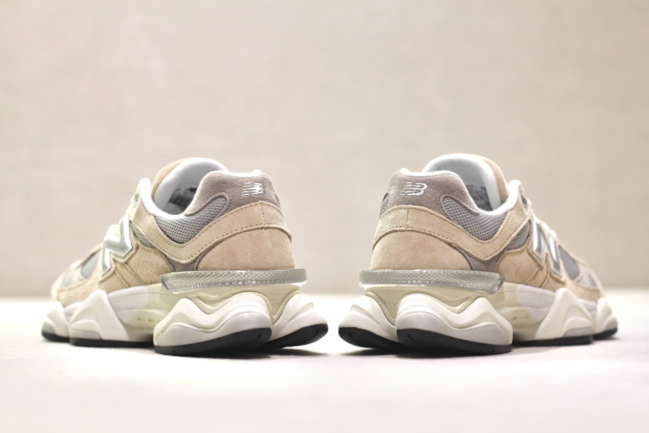 New Balance U 9060 LBD Incense raincloud
