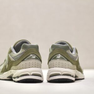 New Balance U2002 RCA Dark olivine