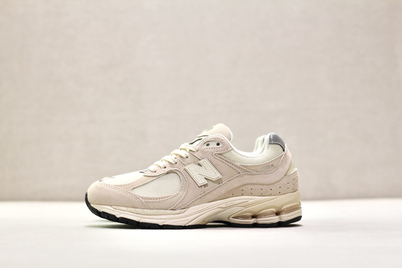 New Balance M2002R CC Calm Taupe Angora