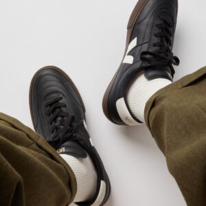 Veja Panenka O.T Leather noir