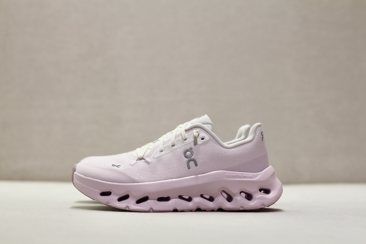 On Cloudtilt Ivory orchid