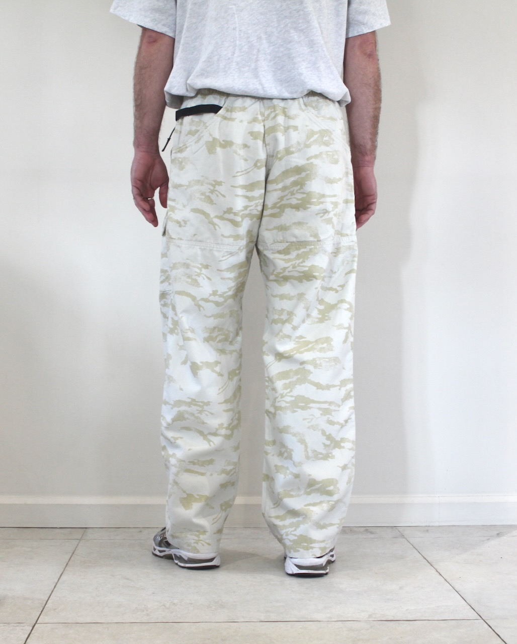 Gramicci Canvas EQT pant sand camo
