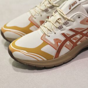 Asics Gel Terrain pale oak orange