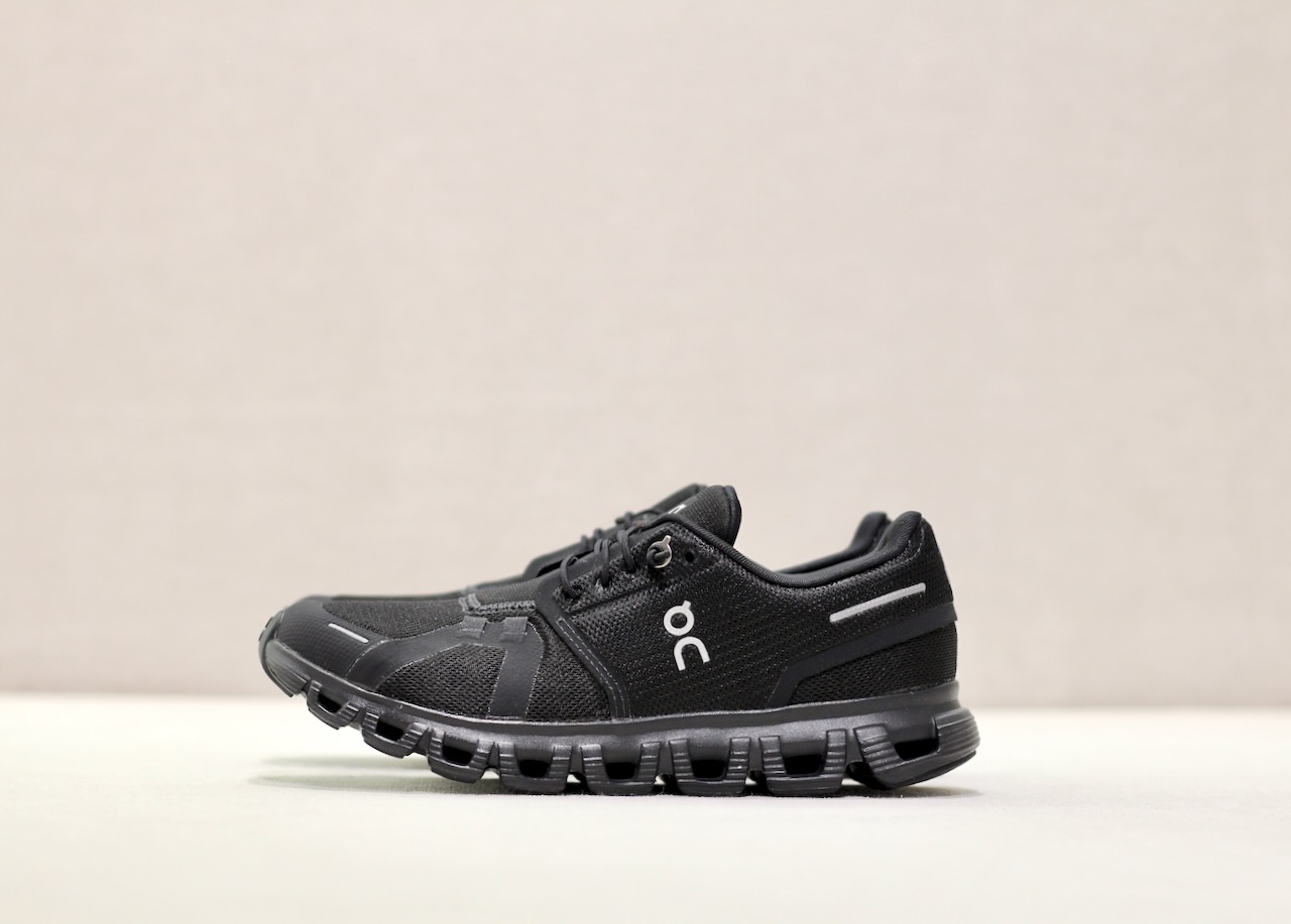 On Cloud 6 All Black