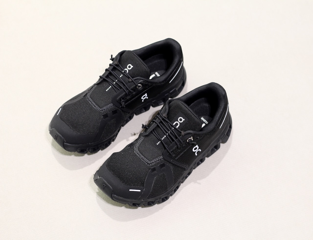 On Cloud 6 All Black