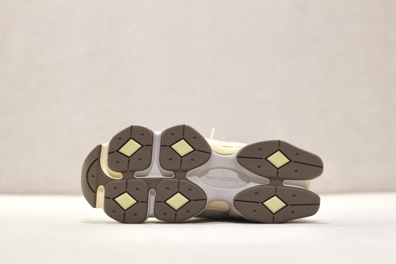 New Balance U 9060 EEP Mineral Grey Matter