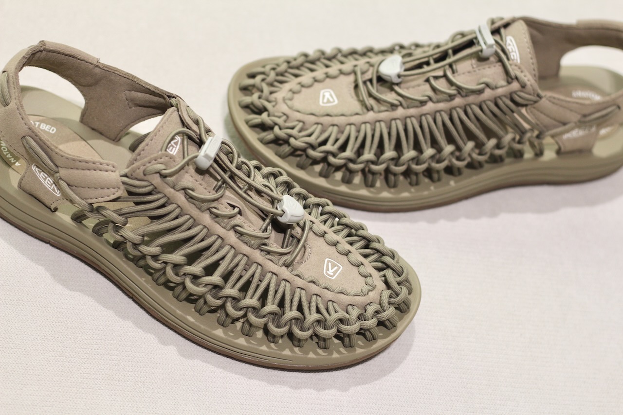 Uneek Timberwolf Plaza