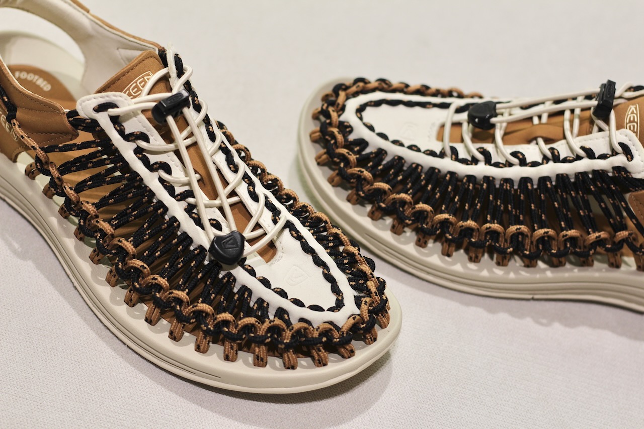 Keen Uneek Black Chipmunk