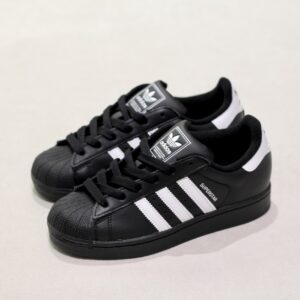Superstar  Black White