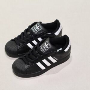 Superstar  Black White