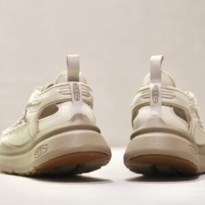 Keen Uneek WK Birch Plaza