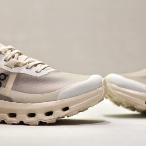 On Cloudvista 2 Cream Desert