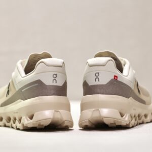 On Cloudvista 2 Cream Desert